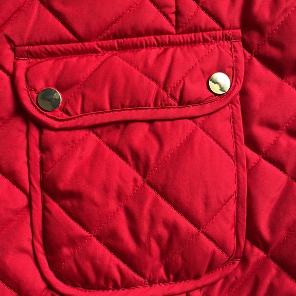 Red XL St John’s Bay vest with gold accents - Picture 5 of 6